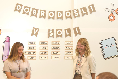 PRVI ŠOLSKI DAN BEGUNJE 05 FOTO LJUBO VUKELIČ